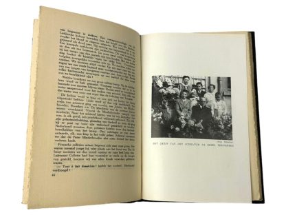 Original WWII Flemish collaboration deluxe edition book with autograph 'De Parachutisten van Orleans by Antoon Mermans'
