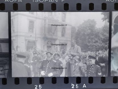 Original WWII Dutch unpublished photo negatives of the homecoming of Queen Wilhelmina in The Hague in 1945