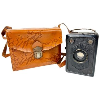Original WWII German 'Zeiss Ikon - Erabox' camera with pouch