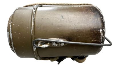 Wehrmacht M31 kochgeschirr mit riemen - Mess kit - Mess tin - German Army World War II - Tweede Wereldoorlog Duits eetblik - Militaria - equipment - uitrusting
