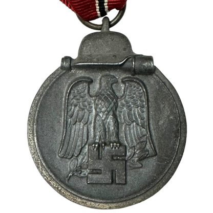 Original WWII German Winterslacht im Osten medal 'Maker 25'