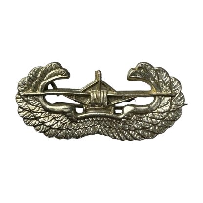 Original WWII US Glider badge (British made)