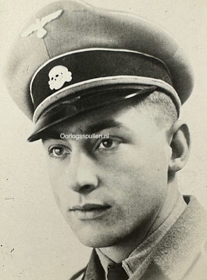 Original WWII Dutch Waffen-SS volunteer pass photo