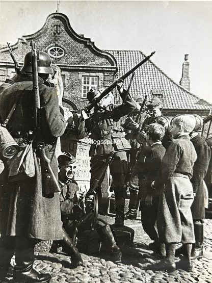 Tyske soldater ved Viborg i Danmark i april 1940. militaria