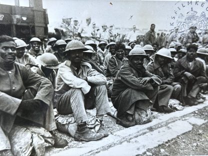 Original WWII German photo of British-Indian prisoners in Italy