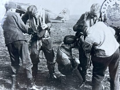 Original WWII German photo of Luftwaffe pilots