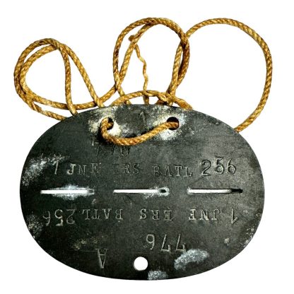 Original WWII German Erkennungsmarke Infanterie-Ersatz-Bataillon 256 - Militaria - dog tag - naamplaatje