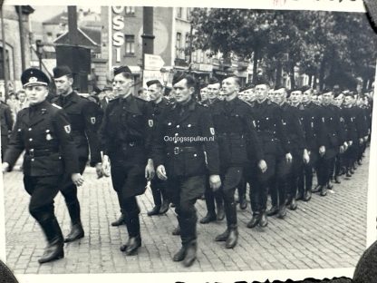 Original WWII Flemish 'Zwarte Brigade' photo set