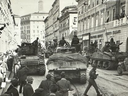 Original WWII Allied photo of the US 8th army in the city of Trieste in Italy