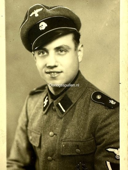 Original WWII German Waffen-SS 'Leibstandarte Adolf Hitler' portait photo