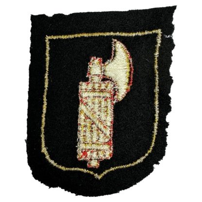 Italian Waffen-SS volunteer shield - Scudo di un volontario italiano delle Waffen-SS - Militaria - cloth insignia emblem - emblema dell'insegna di stoffa - fasces