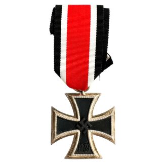 Original WWII German Iron Cross 2nd class militaria medal