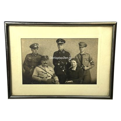 Original WWII German Allgemeine SS, SA, HJ, Heer photo  