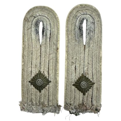 Original WWII German WH (Heer) infantry Oberleutnant shoulder boards militaria