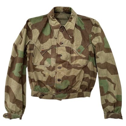 WWII German tailor-made Splittertarn camouflage jacket in the Sahariana model, featuring a distinctive splinter pattern, multiple pockets, and a lightweight design suited for field use. Militaria