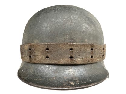 Original WWII German M40 WH (Heer) helmet with leather band for camouflage twigs - Image 3