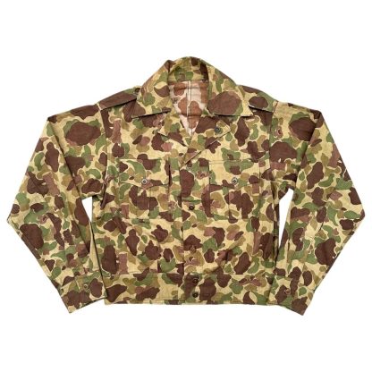 Original WWII USMC Frogskin camouflage uniform jacket