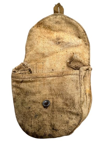 Image of a World War Two Russian/Soviet canvas magazine pouch for the PPSH-41 submachine gun.