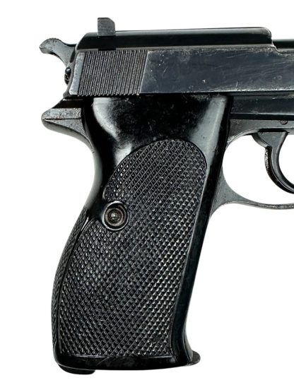 Original WWII German Walther P38 (HP) EU-Deko - Image 9