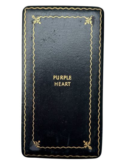 Original WWII US Purple Heart in box with buttonhole pin - Image 6