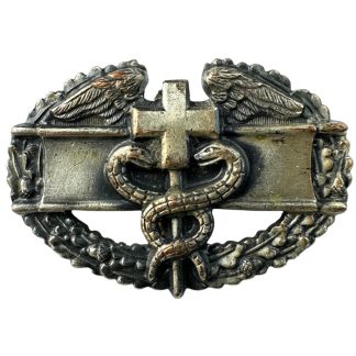 Original WWII US medical combat badge