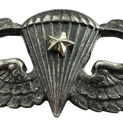 Original WWII US Airborne Jump wings with combat star