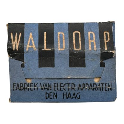 Original WWII Dutch 'Luchtbeschermingsdienst' Waldorp flashlight with packaging - Image 9