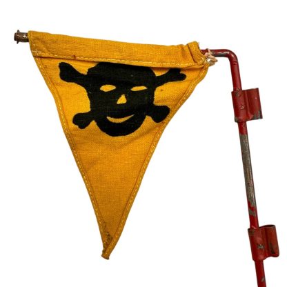 Original WWII German gas warning flag with pole - Image 3