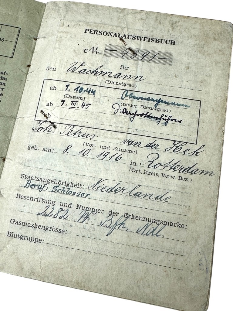 Original WWII German Personalausweisbuch Wachabteilung Niederlande - Zeist & Rotterdam - Image 4