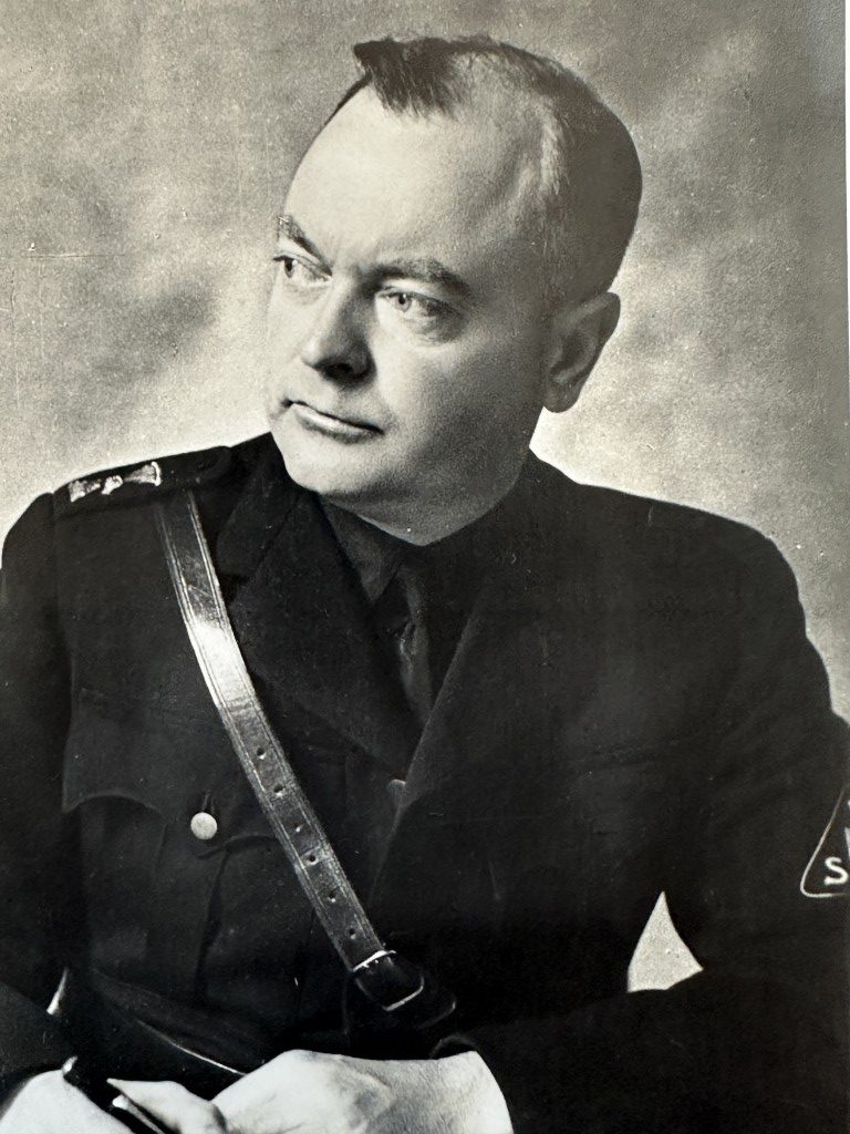 Original WWII Dutch NSB Anton Mussert postcard