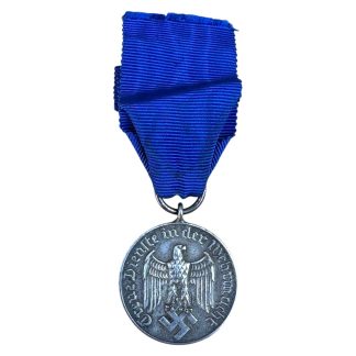 Original WWII German Wehrmacht 4 year service medal