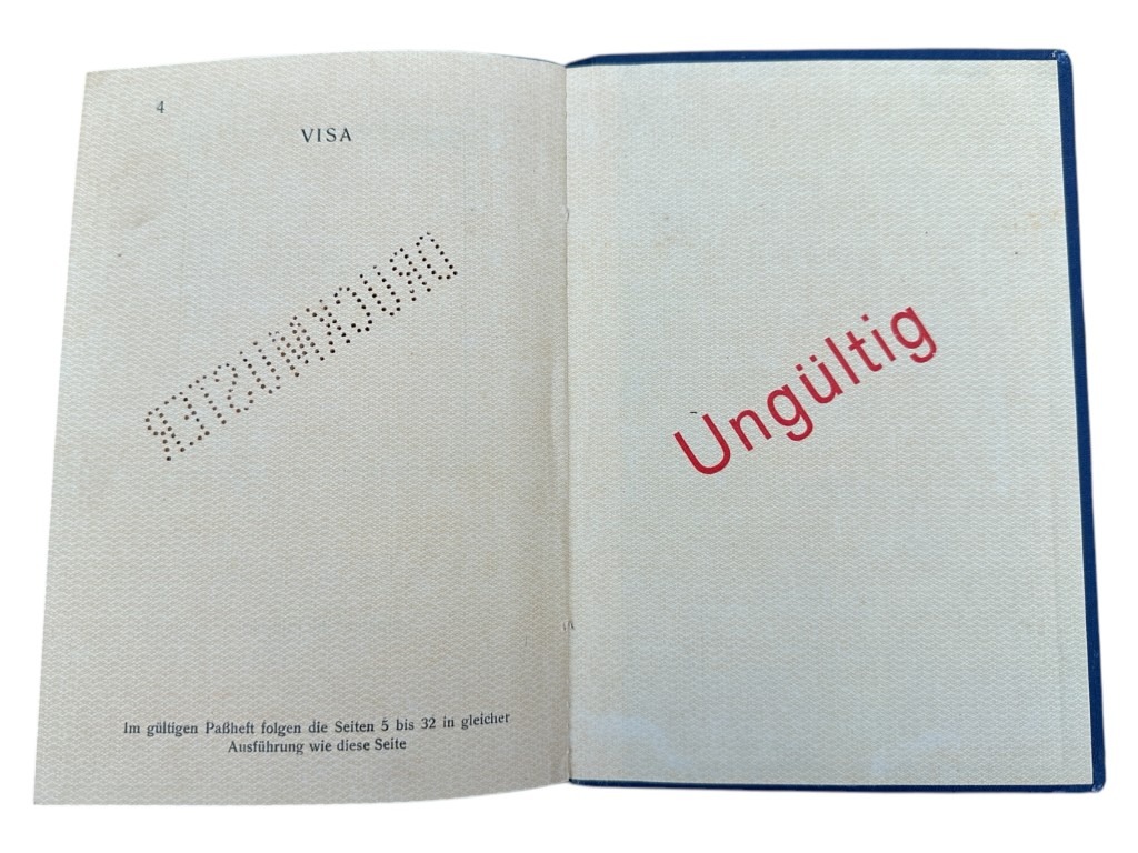 Original WWII German diplomatic pass - Image 4