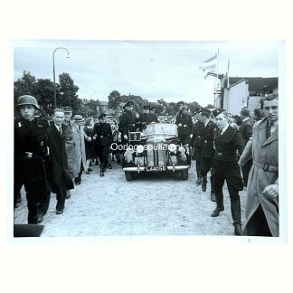 Original WWII Dutch NSB photo Anton Mussert with members of the Lijfwacht Mussert and Jeugdstorm