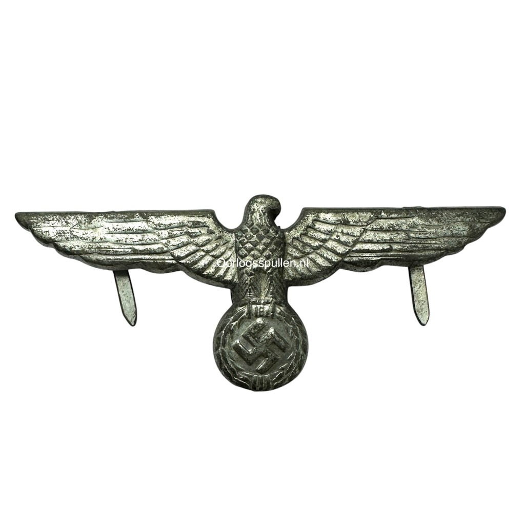 Original WWII German WH visor cap eagle