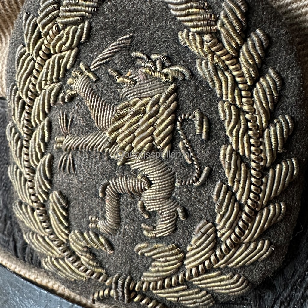Original Dutch KNIL officers visor cap