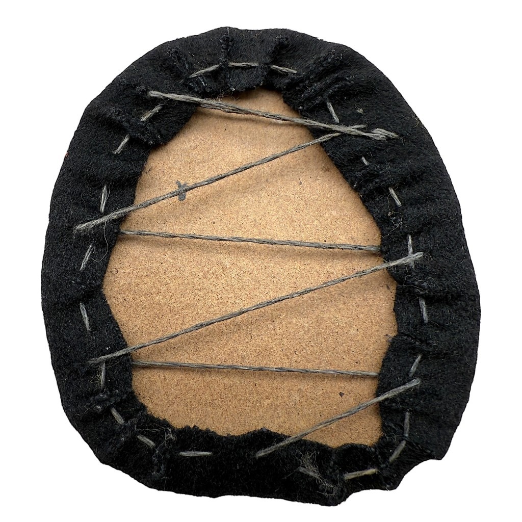 Original Dutch KNIL (1945-1949) officers cap insignia - Image 3