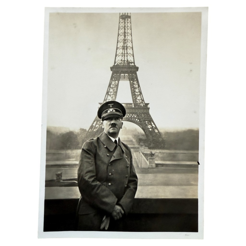 Original WWII German postcard Adolf Hitler