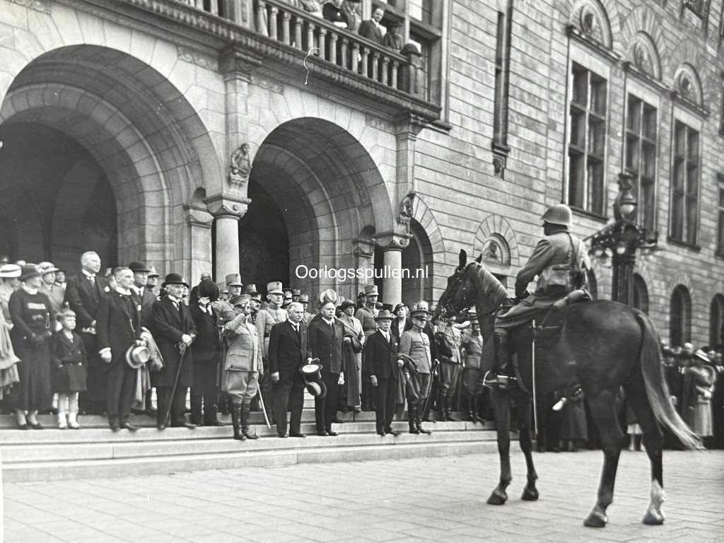Original Pre 1940 Dutch army photo grouping Rotterdam (large size photos) - Image 7