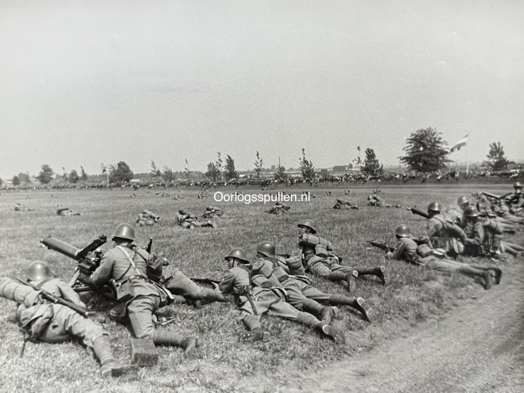 Original Pre 1940 Dutch army photo grouping Rotterdam (large size photos) - Image 14