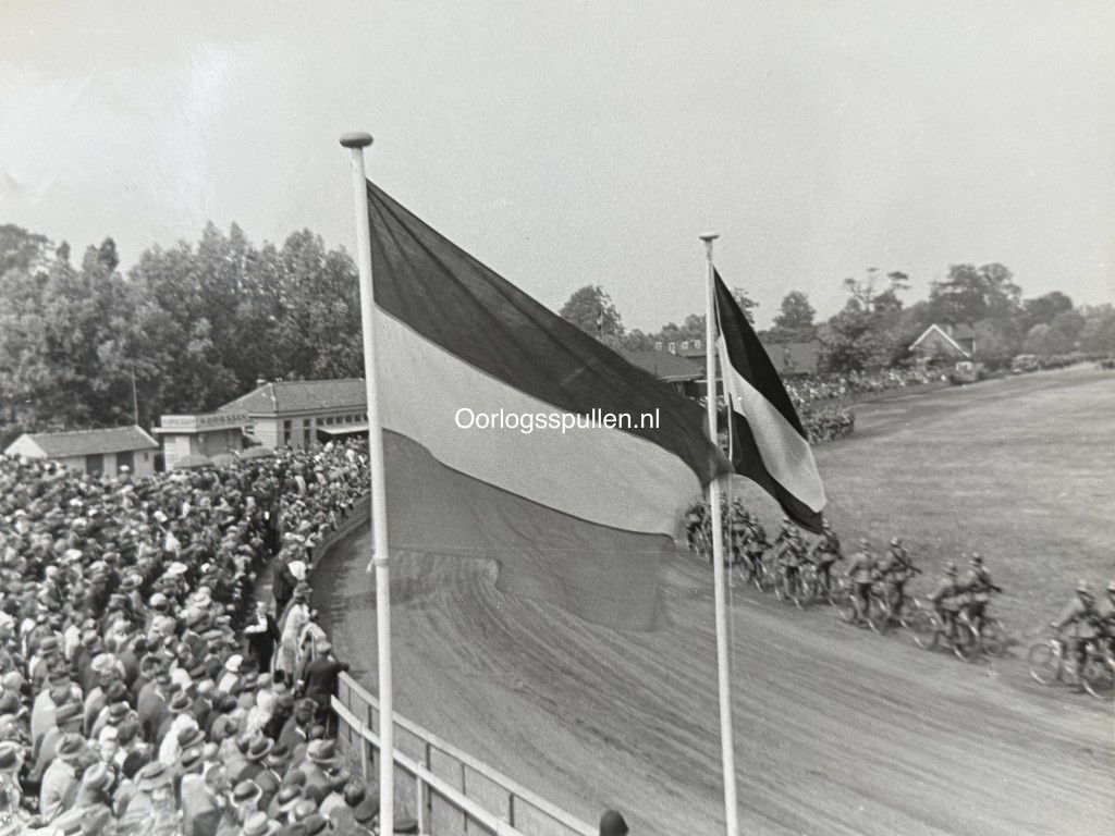 Original Pre 1940 Dutch army photo grouping Rotterdam (large size photos) - Image 19