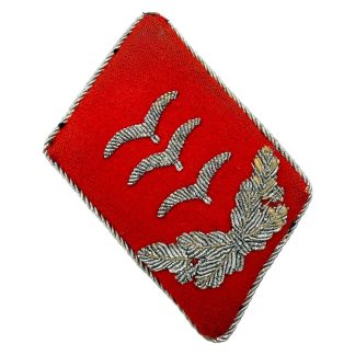 Original WWII German Luftwaffe Flak Hauptmann collar tab