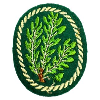 The German WH patch is in mint condition and belonged to the German Jäger troops and they worn these on their arm of their uniform.