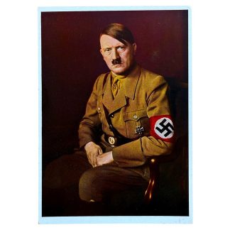 Questa cartolina tedesca è in buone condizioni e raffigura Adolf Hitler. Perfetta per una collezione di militaria o della Seconda Guerra Mondiale!