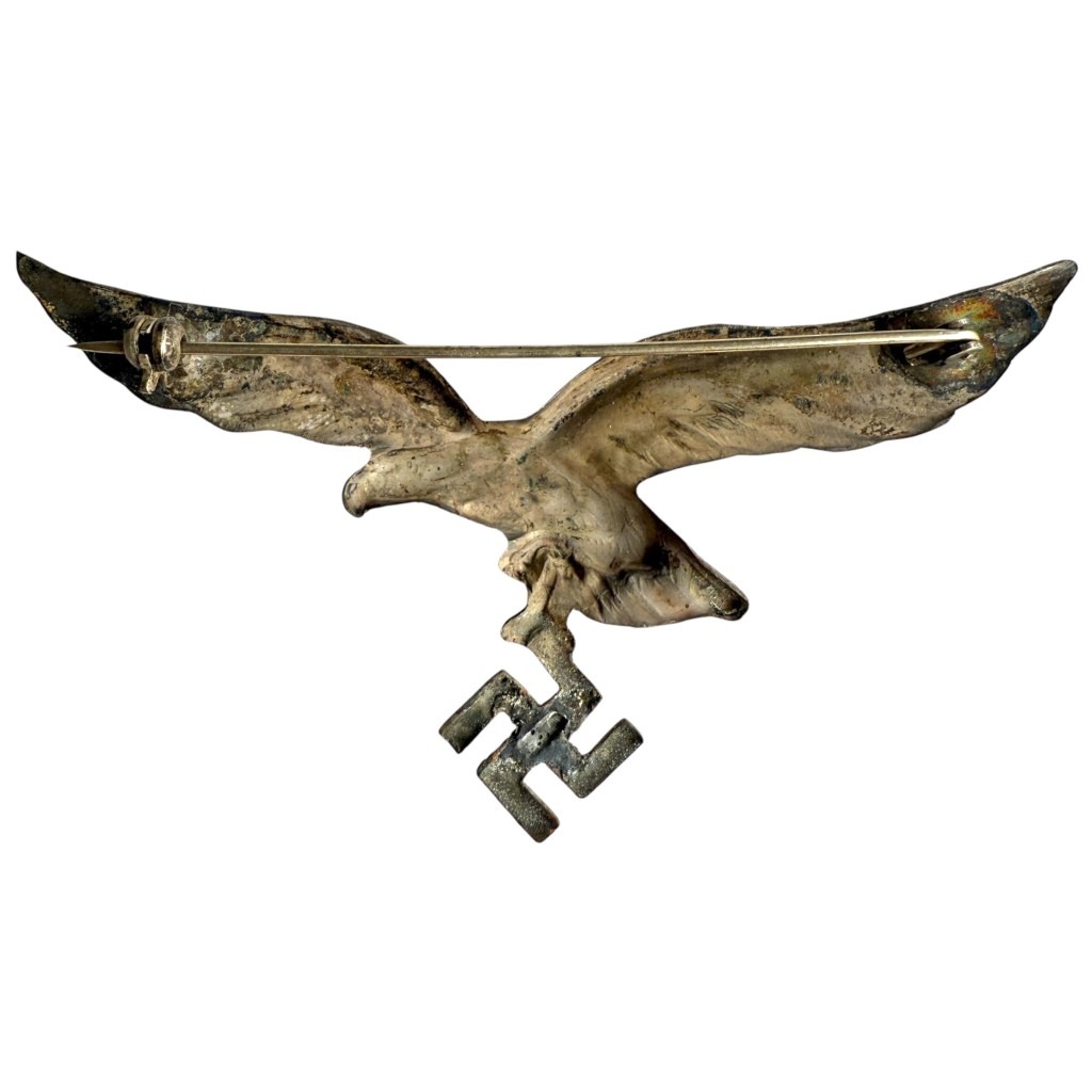 Original WWII German Luftwaffe metal summer breast eagle - Image 3