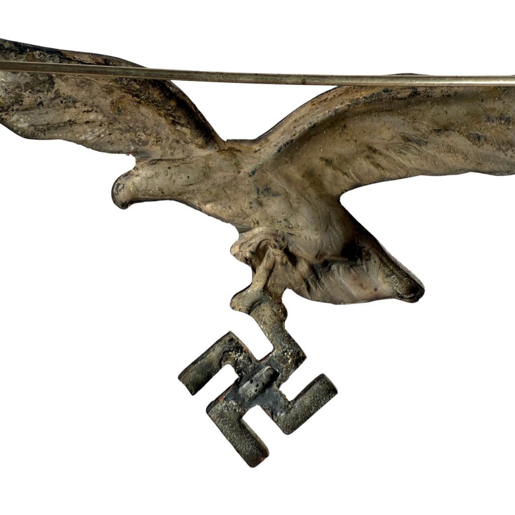 Original WWII German Luftwaffe metal summer breast eagle - Image 4