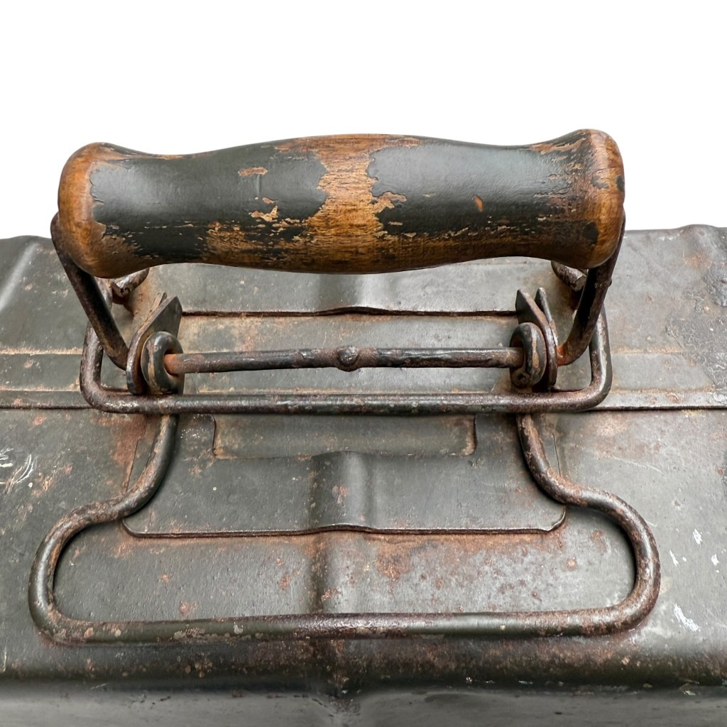 Original WWII German Stielhandgranate transport case - Image 2