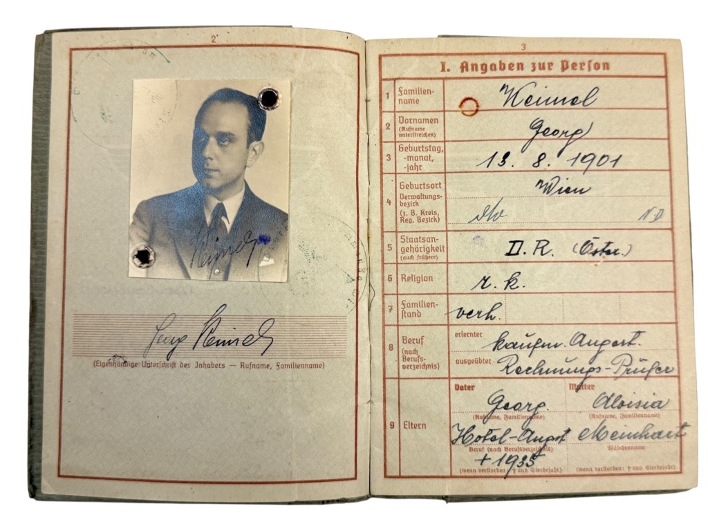 Original WWII German WH medic Wehrpass and documents set - Image 6