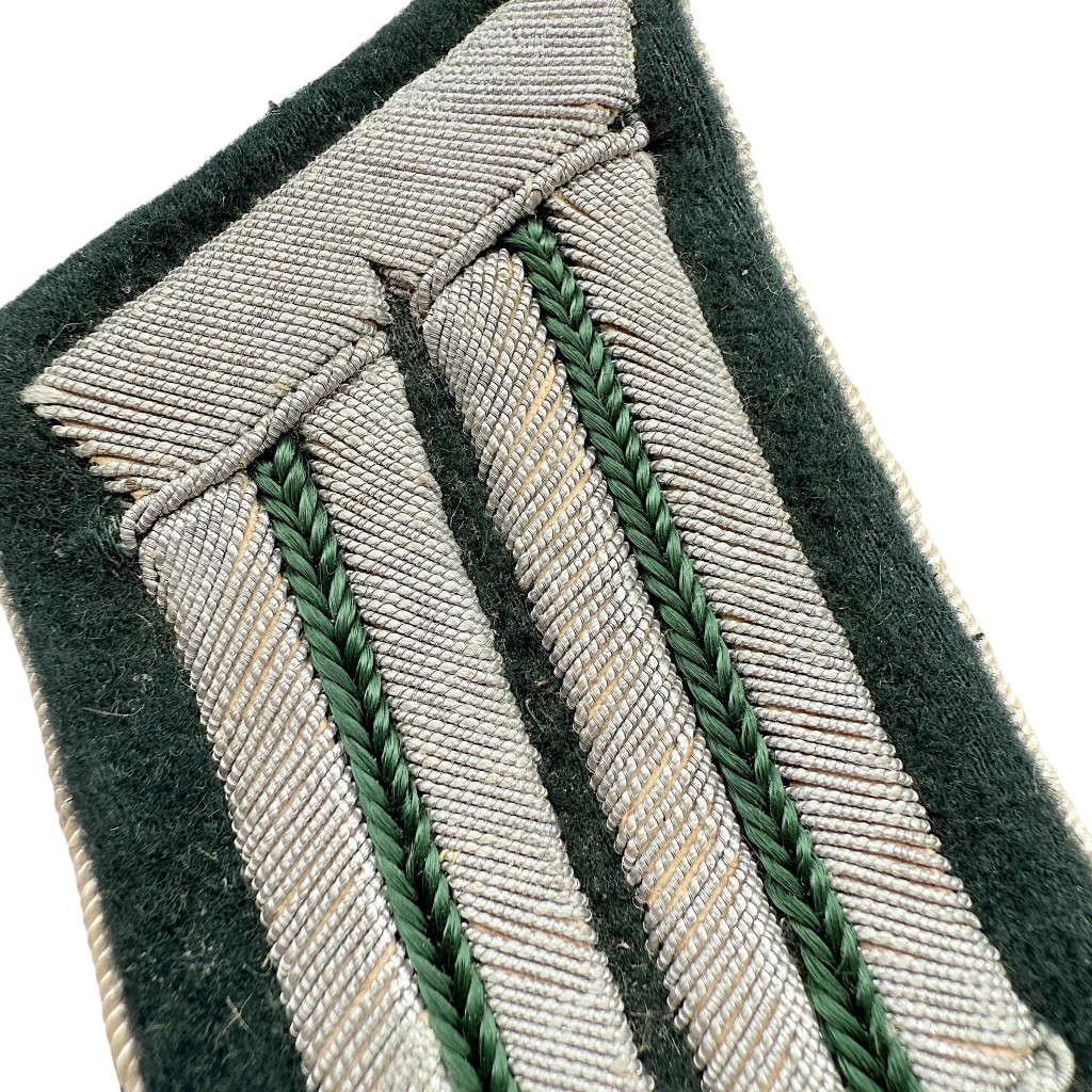 Original WWII German WH Zahlmeister collar tabs