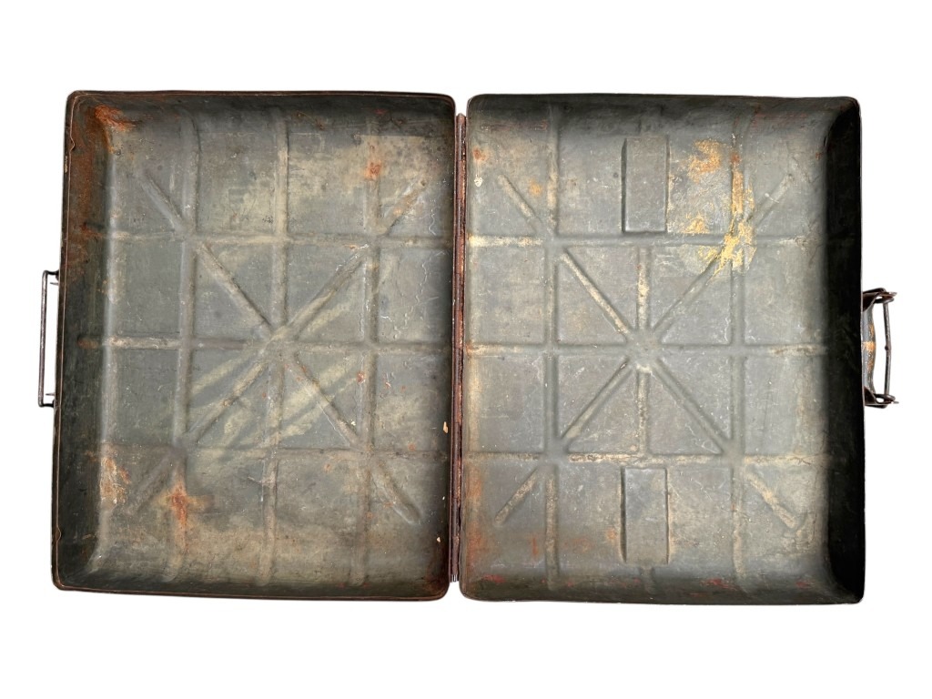 Original WWII German Stielhandgranate transport case - Image 8