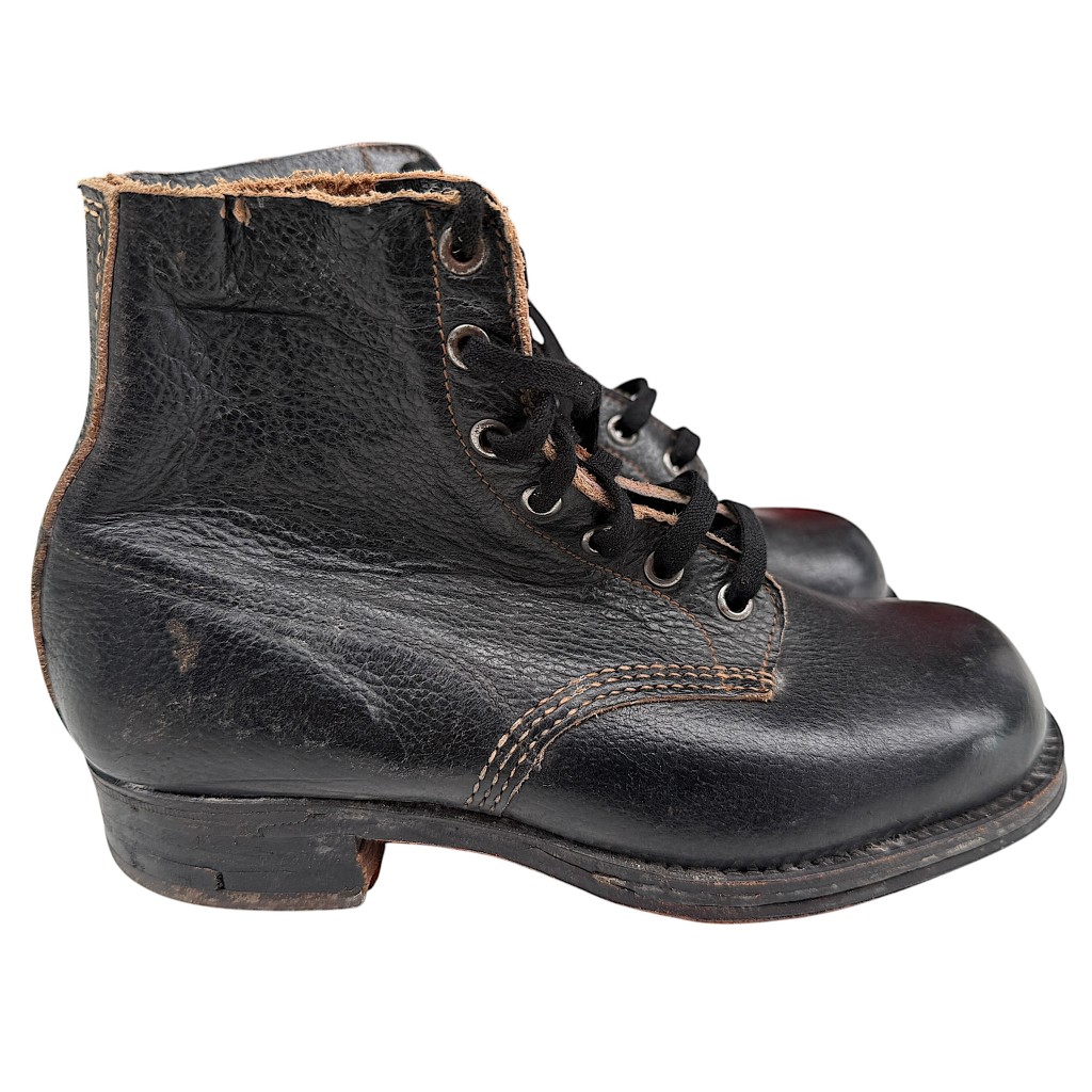 Original WWII German Hitlerjugend 'Schnürschuhe' shoes